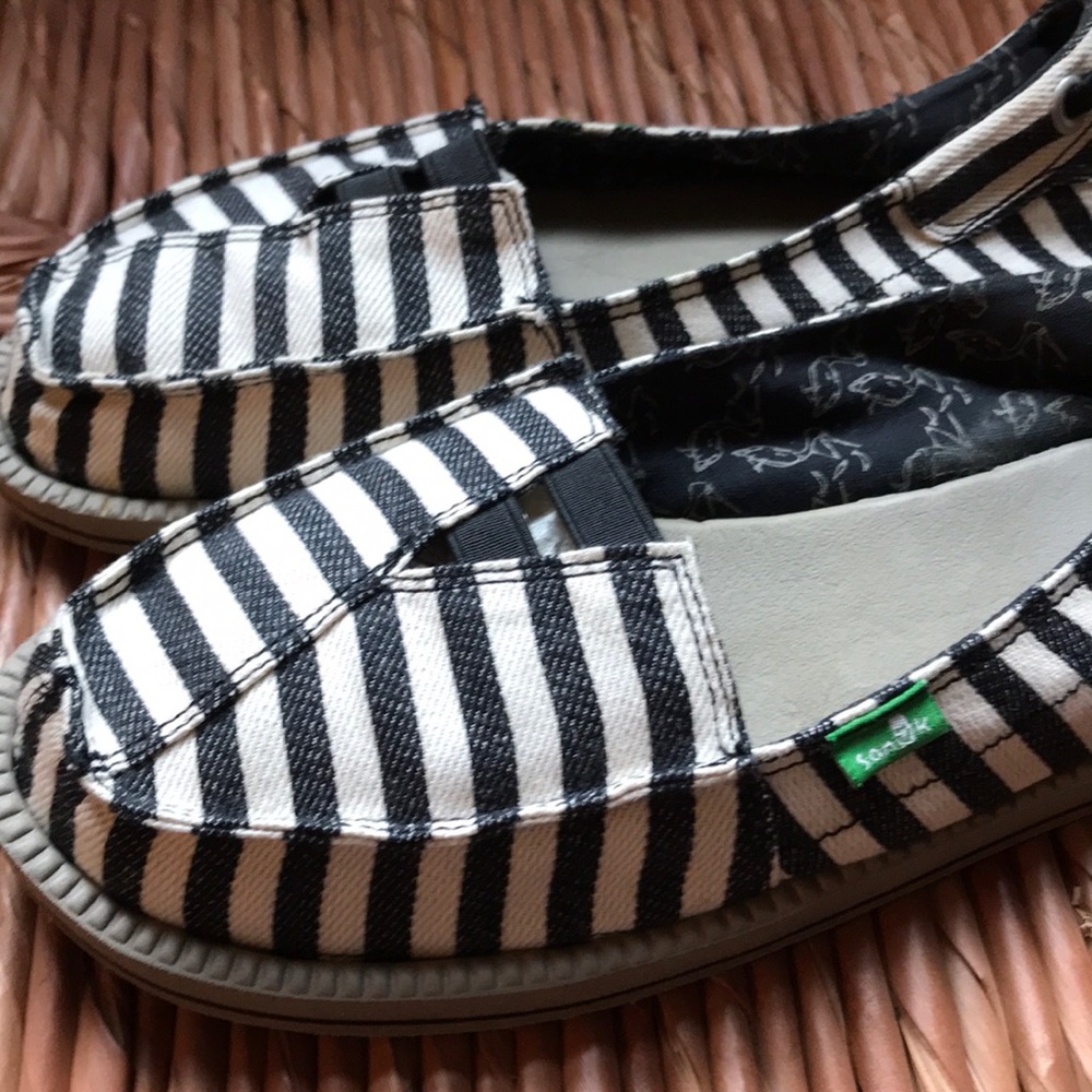 Sanuk Loafers